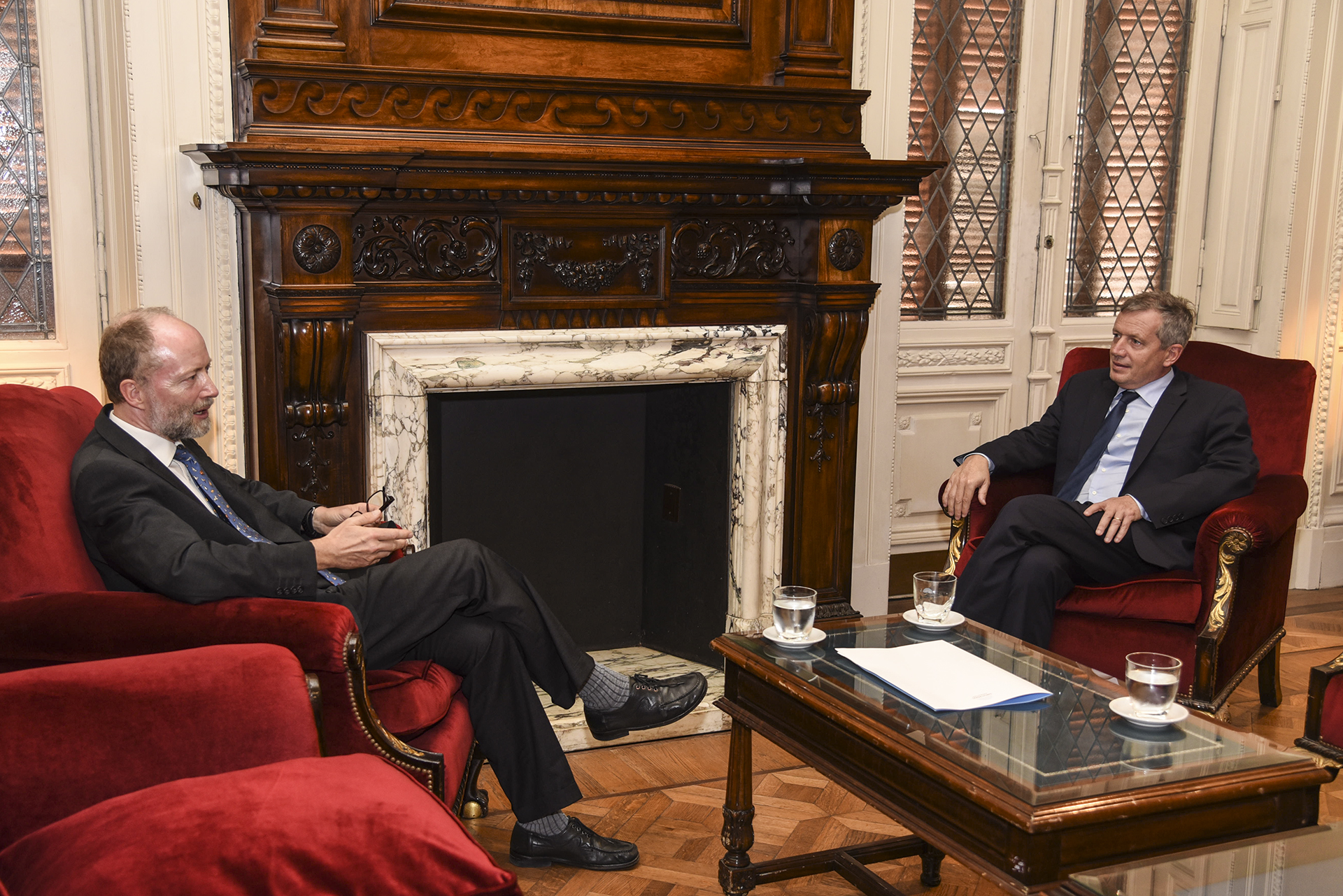Galeria de imagenes de la noticia POR LA VISITA DE LA REINA DE DINAMARCA, EMILIO MONZÓ RECIBIÓ AL EMBAJADOR DE ESE PAÍS 